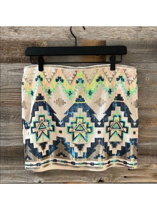 Express Dresses & Skirts - Express Sequin Geometric Print Mini Skirt Size Medium